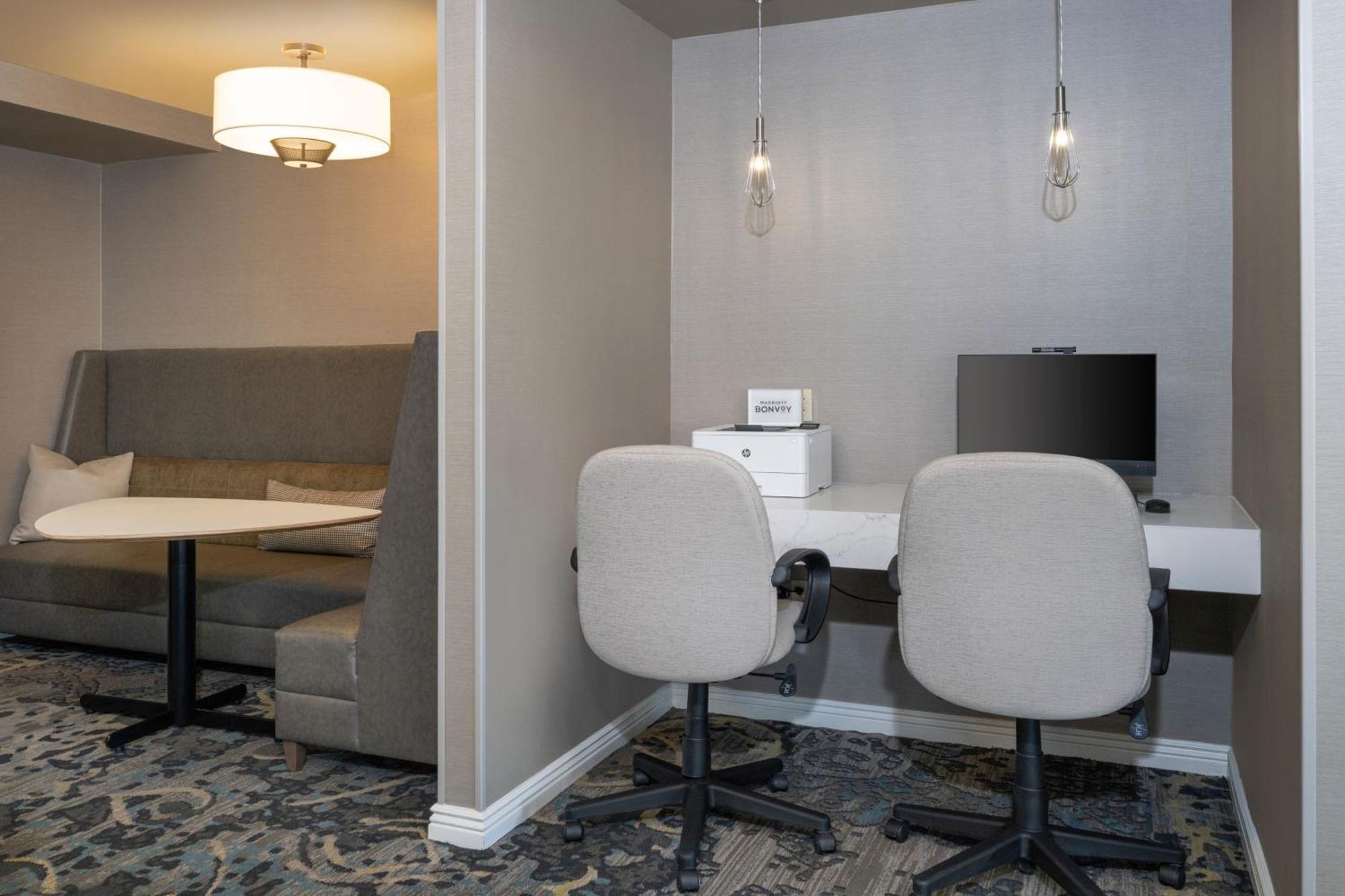 Residence Inn Salt Lake City Airport Экстерьер фото